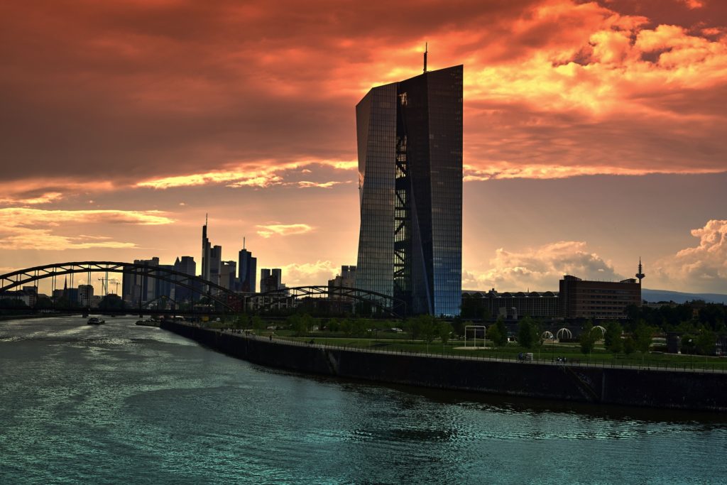 Gebäude der Europäischen Zentralbank (über cozmo news)