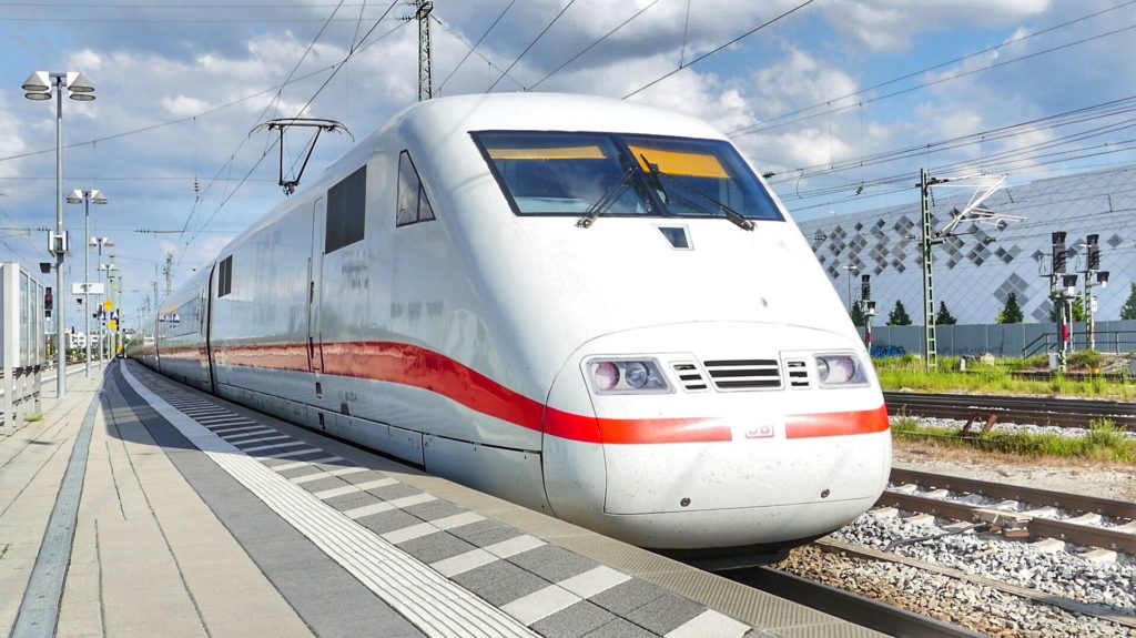 ice_zug_train_bahnhof_trainstation_gleise