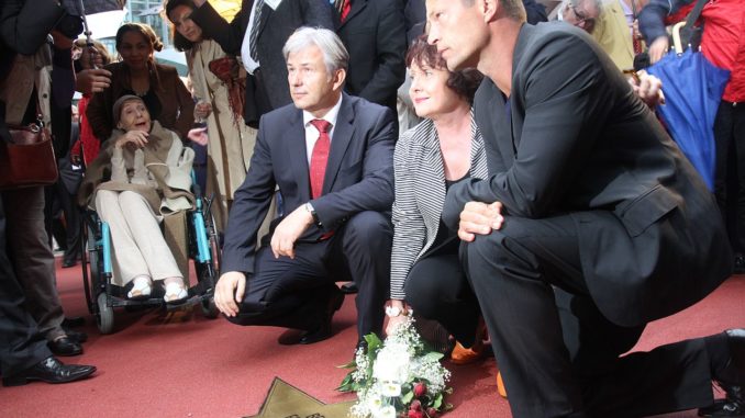 till_schweiger_wowereit_berlin_roter_teppich_stern