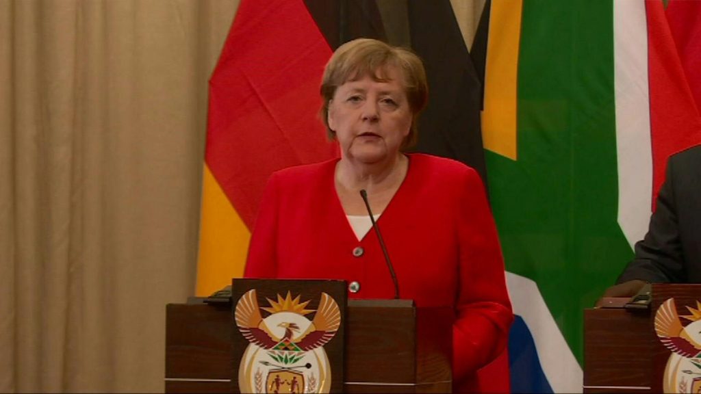 Angela Merkel in Afrika - Bild: AFP via glomex
