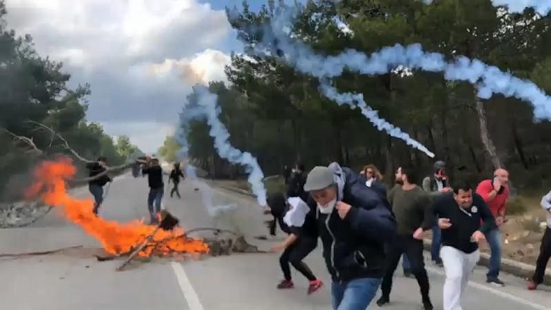 Gegen Auffanglager für Flüchtlinge: Auf den griechischen Inseln kracht’s