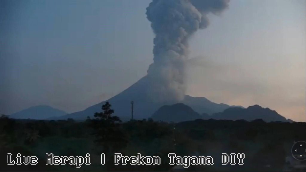 Indonesischer Vulkan - Bild: AFP via glomex