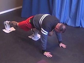 Big Brother 2020: Kreatives Workout – Denny hält euch fit!