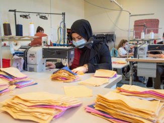 Nürnberger Lehrkräfte nähen Mundschutz