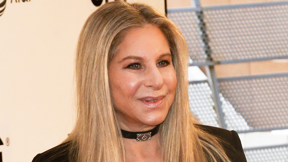 Barbra Streisand macht George Floyds Tochter ein wahnsinnig besonderes Geschenk