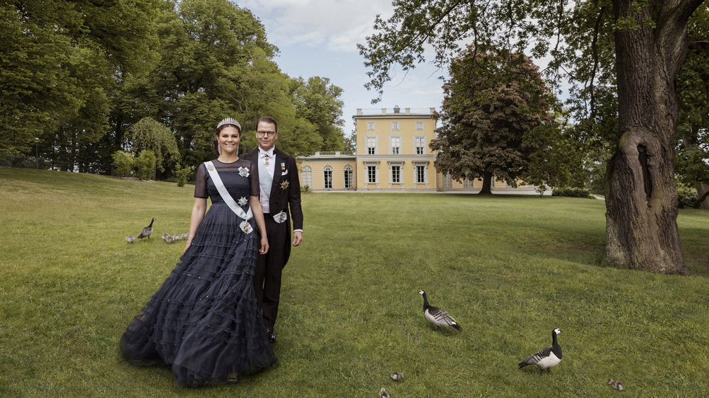 Mit neuer Fotoreihe feiert Victoria von Schweden ihren zehnten Hochzeitstag