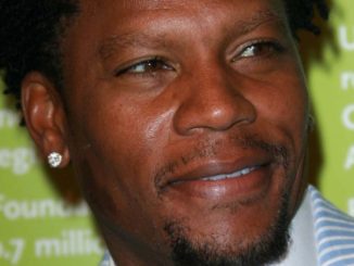 Große Sorge: D.L. Hughley kollabiert live auf der Bühne
