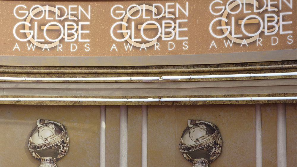 Auch die Golden Globe Awards reagieren auf die Corona-Pandemie - Joe Seer/ shutterstock.com