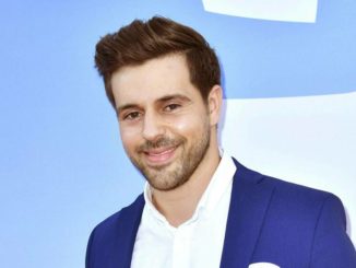 Nassim Avat: „Nachtschwestern“-Star bricht sich bei Dreh die Nase