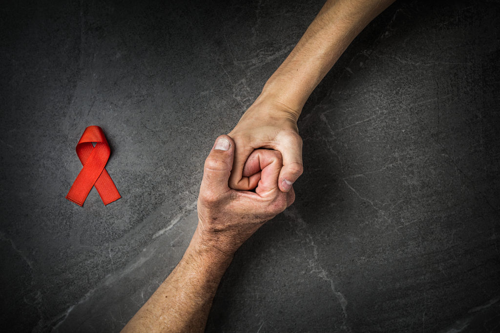 Symbolbild: Kampf gegen Aids - Bild: Alexxndr / shutterstock.com