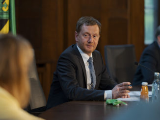 Grüne warnen vor Moskau-Reise von Kretschmer vor „Kuschelkurs“ mit Russland