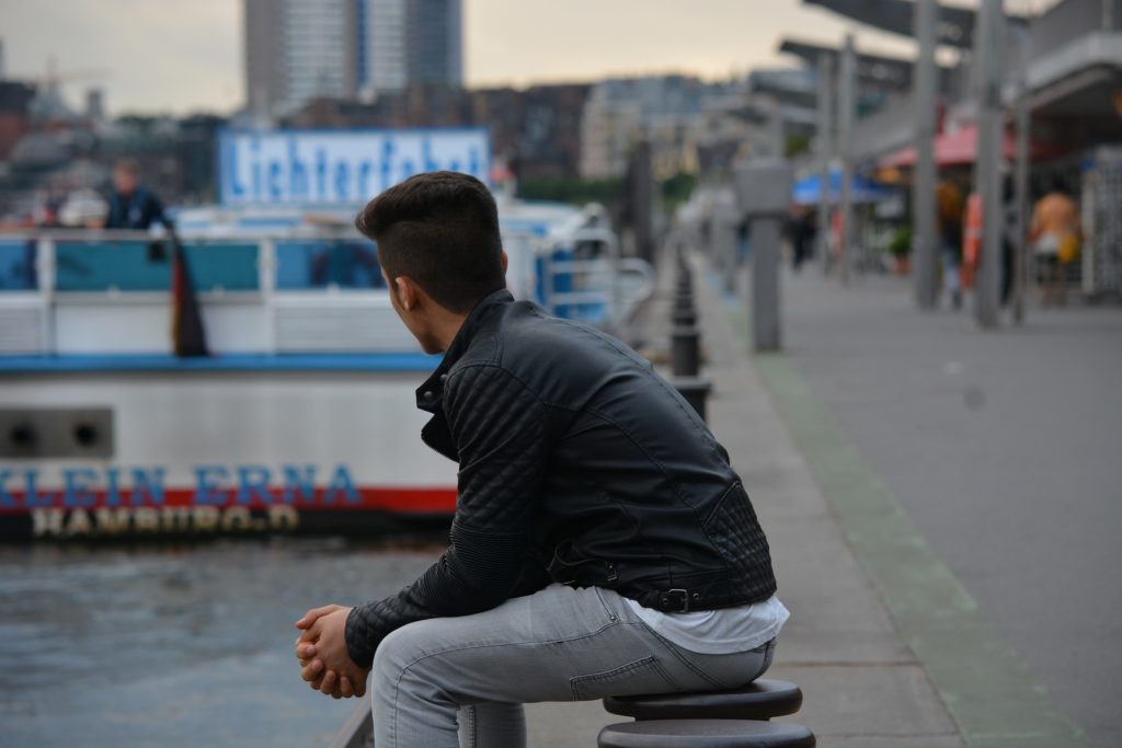 Symbolbild: Flüchtling am Hamburger Hafen