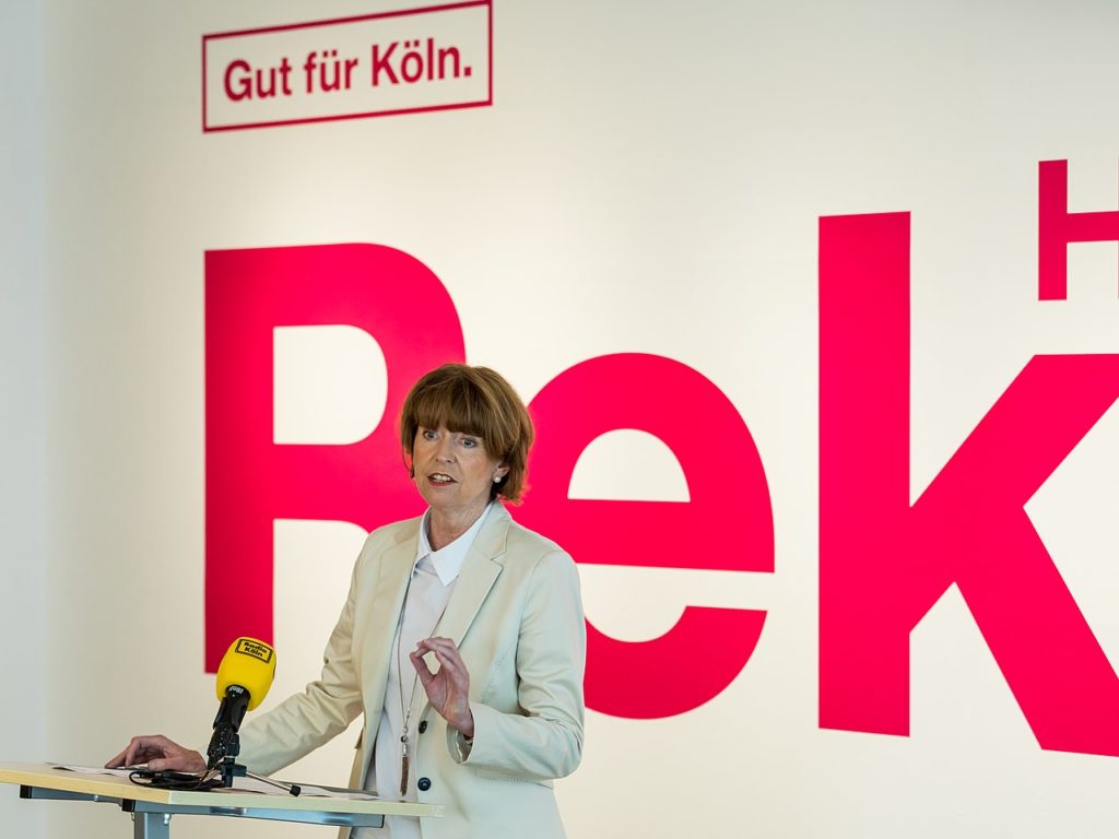 Parteilose Reker bleibt Oberbürgermeisterin von Köln