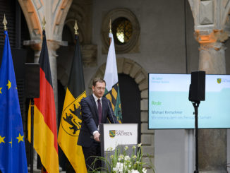 Kretschmer führt CDU-Verluste auf Maskenaffäre zurück