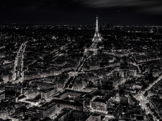 Messerangriff bei früherem „Charlie-Hebdo“-Sitz entsetzt Paris