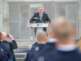 Auch Führungskraft beim NRW-Verfassungsschutz unter Rechtsextremismus-Verdacht