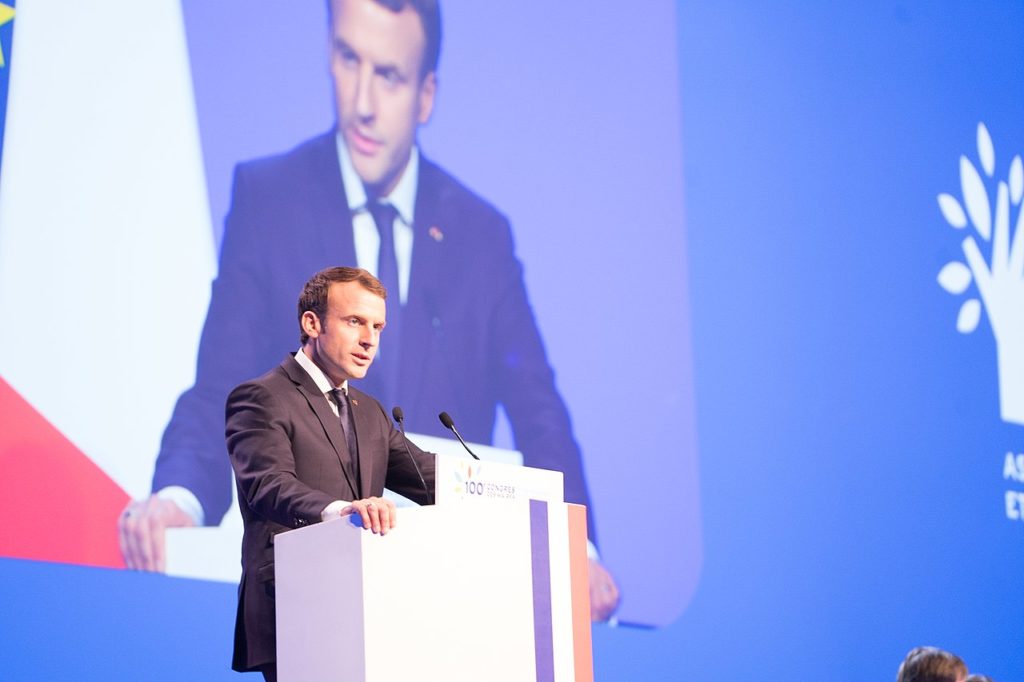 Emmanuel Macron - Bild: Jacques Paquier, CC BY 2.0, via Wikimedia Commons