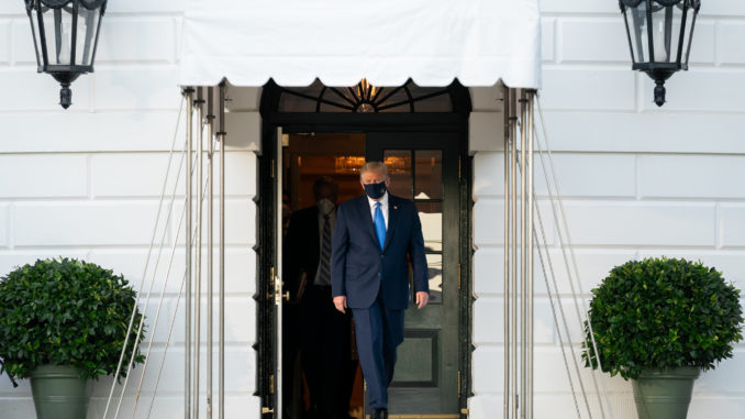 US-Präsident Donald Trump - Bild: Andrea Hanks/White House