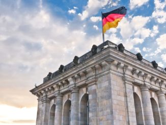 Scheuer und Mautbetreiber widersprechen sich in entscheidenden Fragen