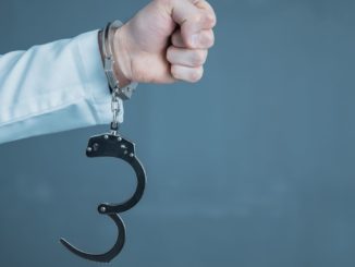 BGH: Nebenklage darf auch Freispruch von Angeklagtem anstreben