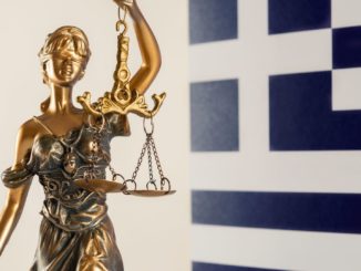 Gericht stuft griechische Neonazi-Partei als kriminelle Vereinigung ein