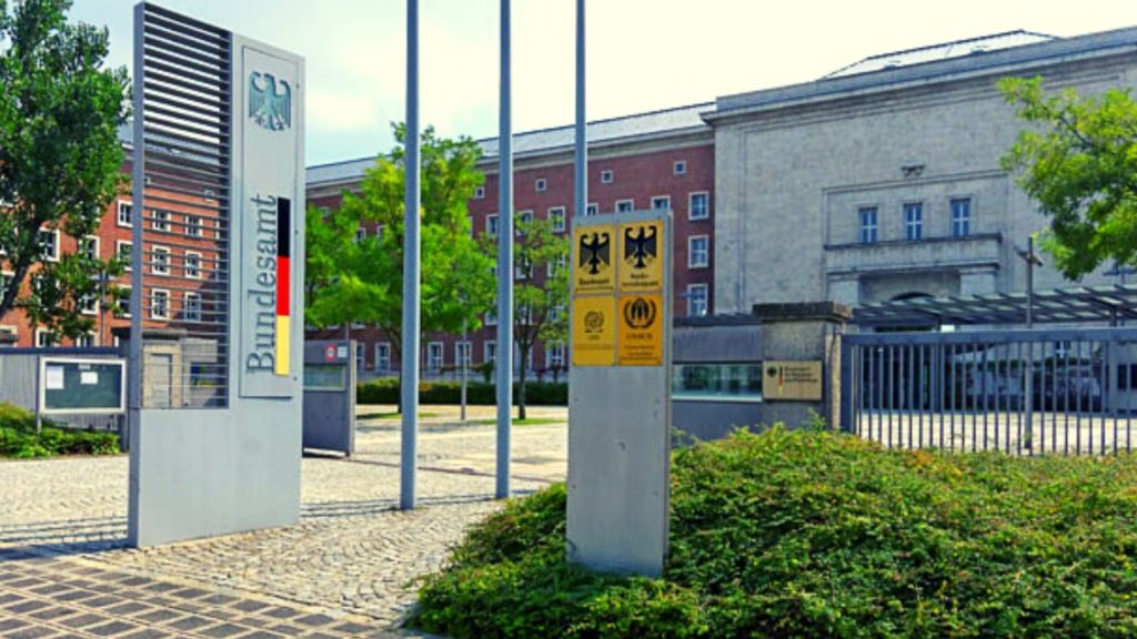 Bundesamt für Migration und Flüchtlinge in Nürnberg