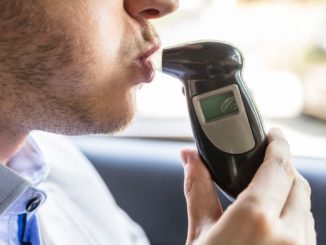 Polizei in Hannover stoppt Autofahrer mit fünf Promille