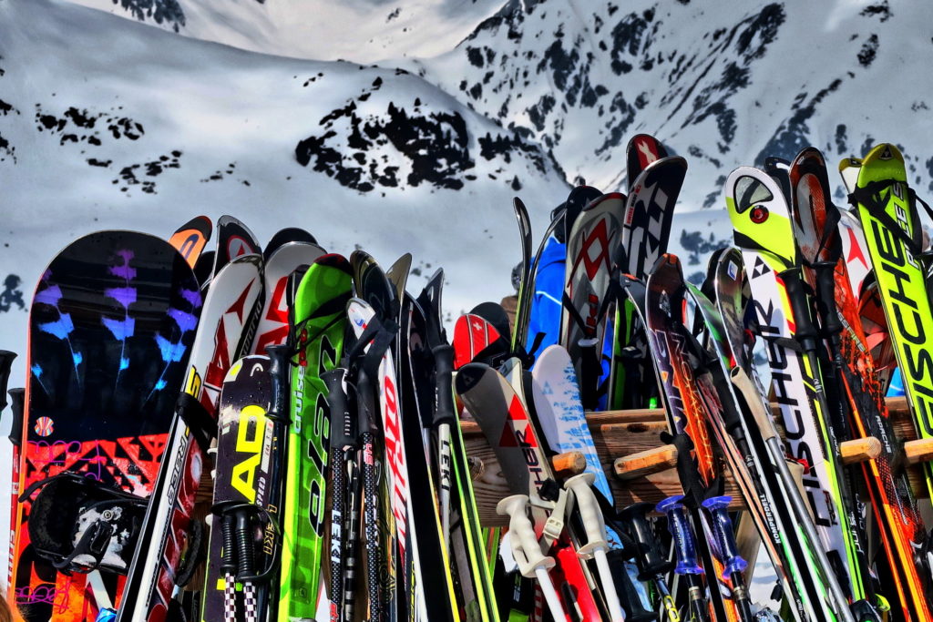 Skifahren in Tirol - Bild: monikakaupbuescher via Twenty20