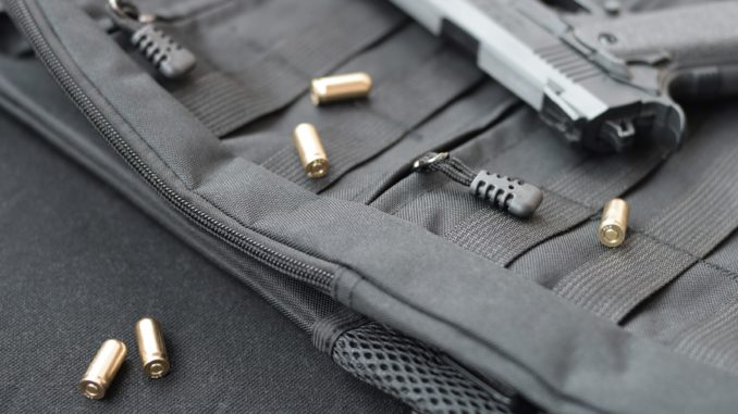 Symbolbild: Schutzausrüstung Secret Service - Bild: Mehaniq via Twenty20