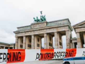 Berliner Polizei erlässt Demonstrationsverbot zu Gedenken für Corona-Tote