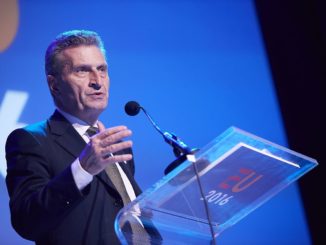 Oettinger wird Aufsichtsratsmitglied beim Tunnelbohrmaschinenbauer Herrenknecht