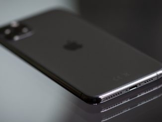 Apple und Facebook erzielen starke Gewinnzuwächse