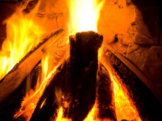 Aus für alte Kaminöfen – Das musst Du ab Januar 2021 beachten!