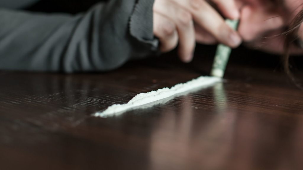Gestellte Szene: Kokainkonsum