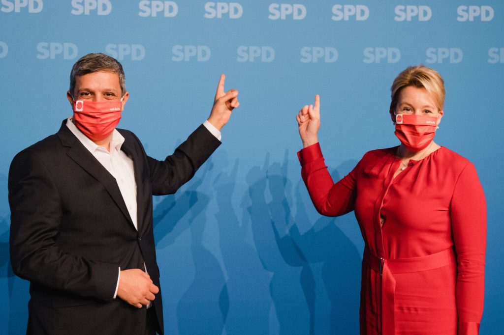 Raed Saleh (li.) und Franziska Giffey (re.) - Bild: SPD Berlin