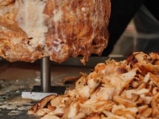 Mann mit gestohlenem 40-Kilo-Dönerspieß auf Fahrrad in Krefeld erwischt