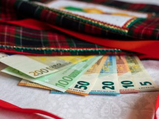 Nur jeder zweite Arbeitnehmer in Deutschland bekommt Weihnachtsgeld