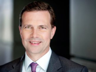 Bundesregierung verteidigt Entscheidung zu Astrazeneca – Seibert: Vertrauen in der Impfkampagne von enormer Bedeutung