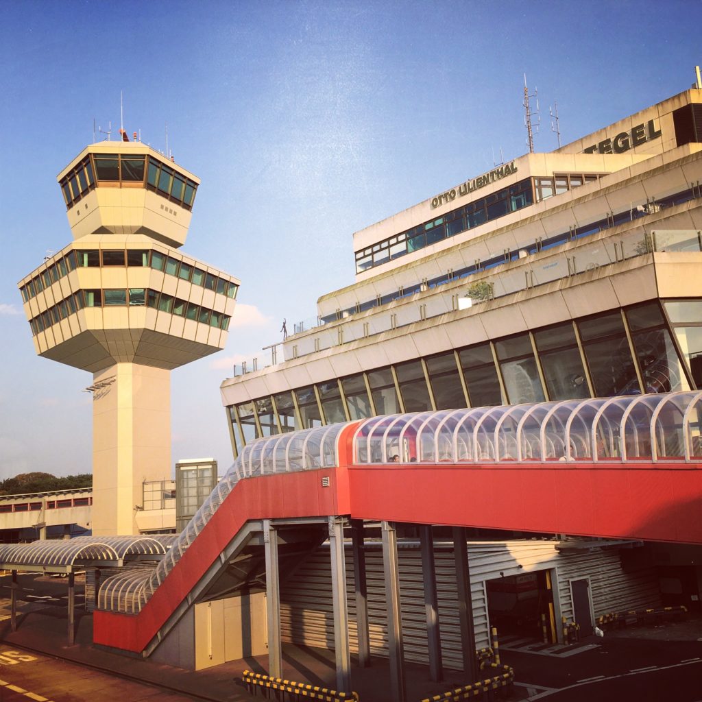 Impfen statt Fliegen – Ehemaliger Flughafen Tegel wird Impfzentrum