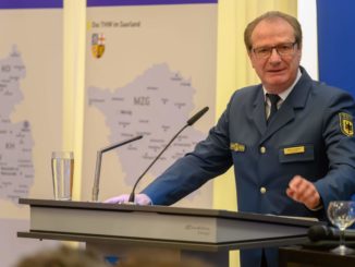 THW-Präsident würdigt Engagement der Ehrenamtlichen in Kampf gegen Pandemie