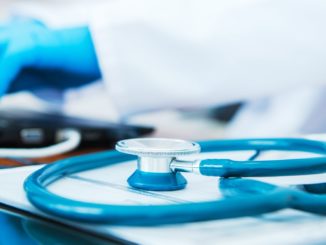 Arztbehandlung weiter nur mit der Gesundheitskarte