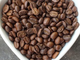 Entwicklungsminister mahnt Verbraucher zu bewusstem Konsum in Weihnachtszeit