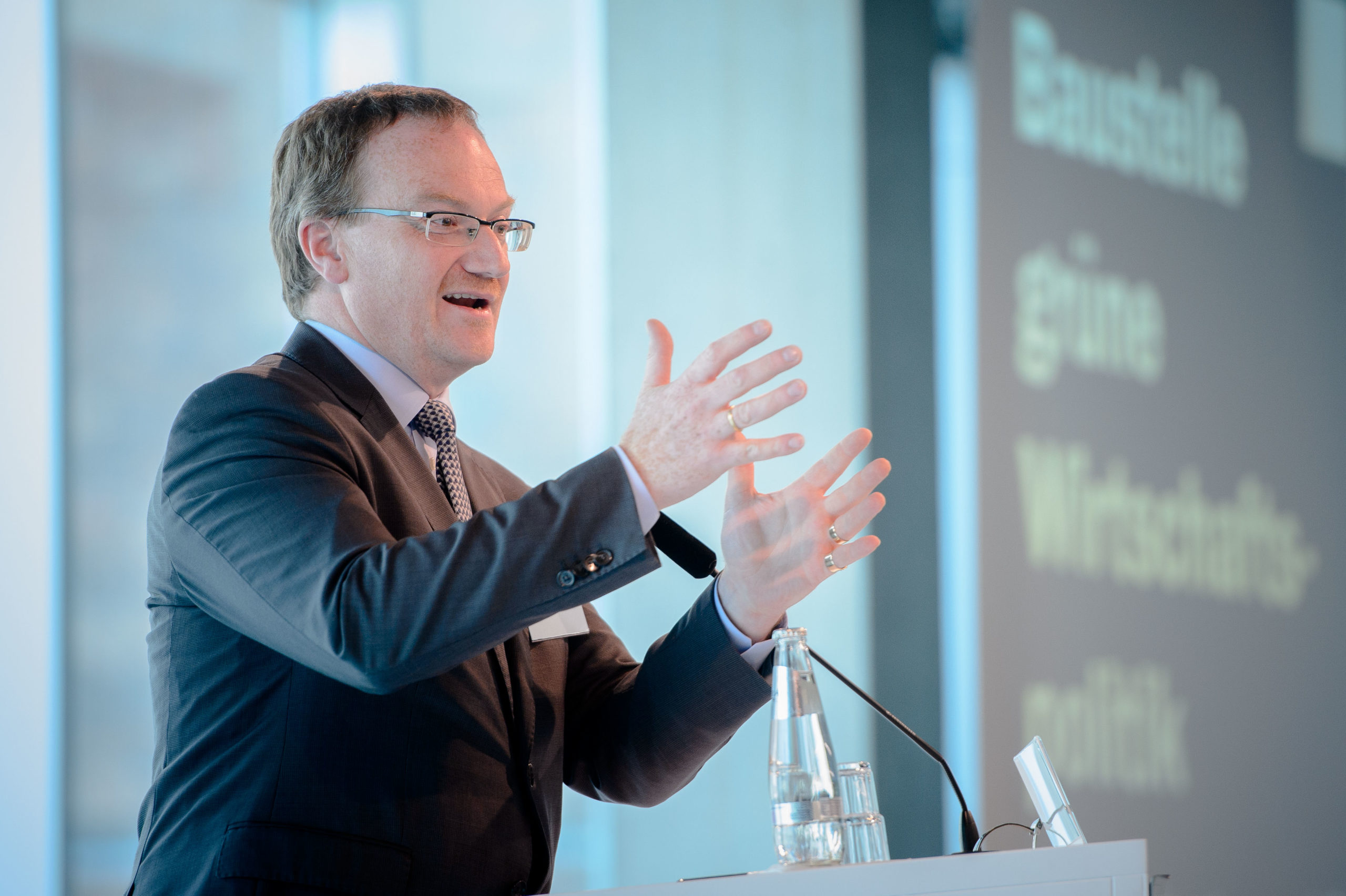 Prof. Lars P. Feld ⋆ Nürnberger Blatt