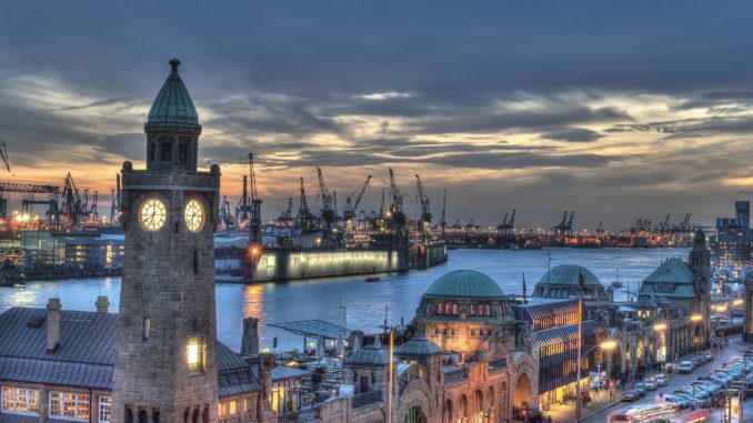 Landungsbrücken, Hamburg