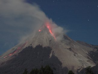 Indonesischer Vulkan Merapi erneut ausgebrochen