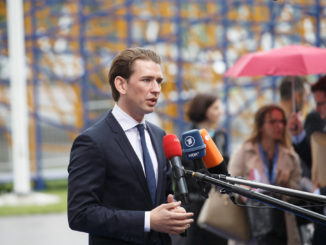 Bundesregierung erteilt Kurz-Vorschlag zu Impfstoff-Umverteilung Absage