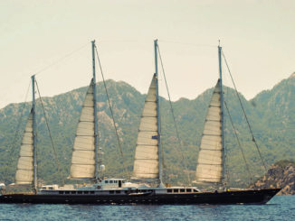 Luxus-Yacht „Le Phocéa“ in Malaysia in Brand geraten