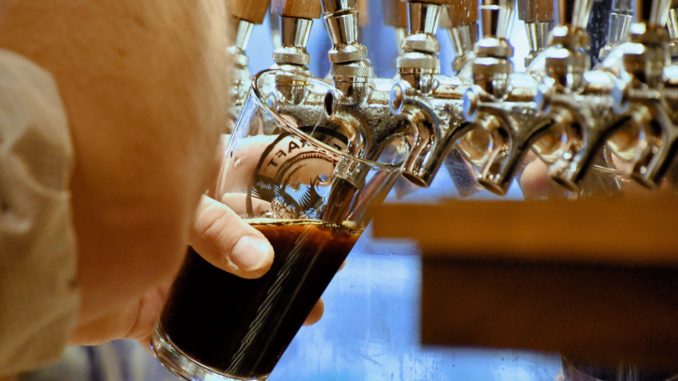 Bier - Bild: MargJohnsonVA via Twenty20