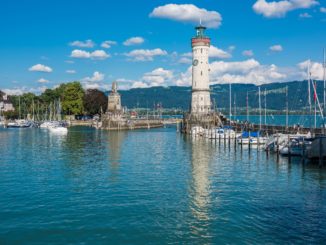 Bergung von 4000 Jahre altem Boot aus Bodensee begonnen