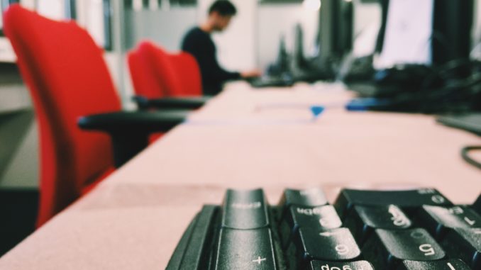 Großraumbüro - Bild: doondevil via Twenty20